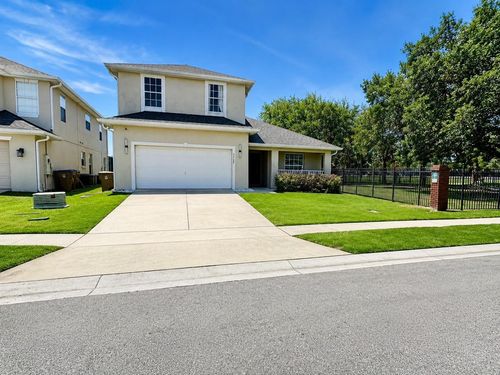 2708 Prestwick Ln, KISSIMMEE, FL, 34744-8527 | Card Image