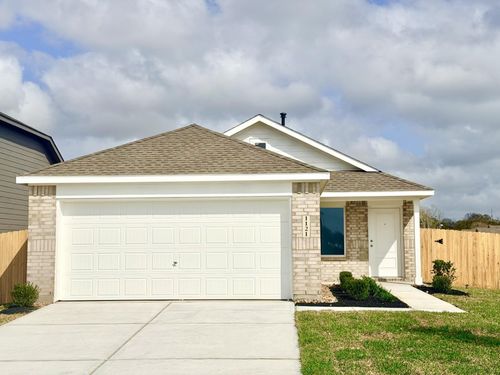 1121 Live Oak Bnd, Bay City, TX, 77414 | Card Image