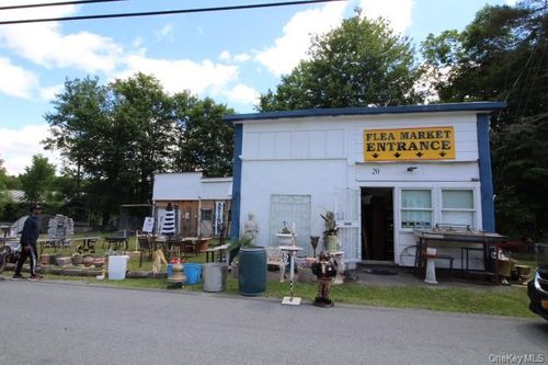 20 Creamery Rd, Rock Glen, NY, 14550-9821 | Card Image