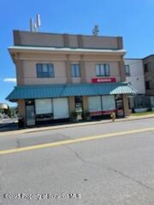 fl-2b-228 S Main St, Old Forge, PA, 18518-1605 | Card Image