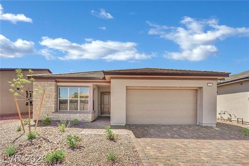 651 Kroker Ct, Henderson, NV, 89011-5719 | Card Image
