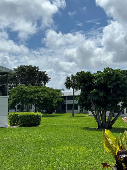 272-272 Camden L, West Palm Beach, FL, 33417-2056 | Card Image