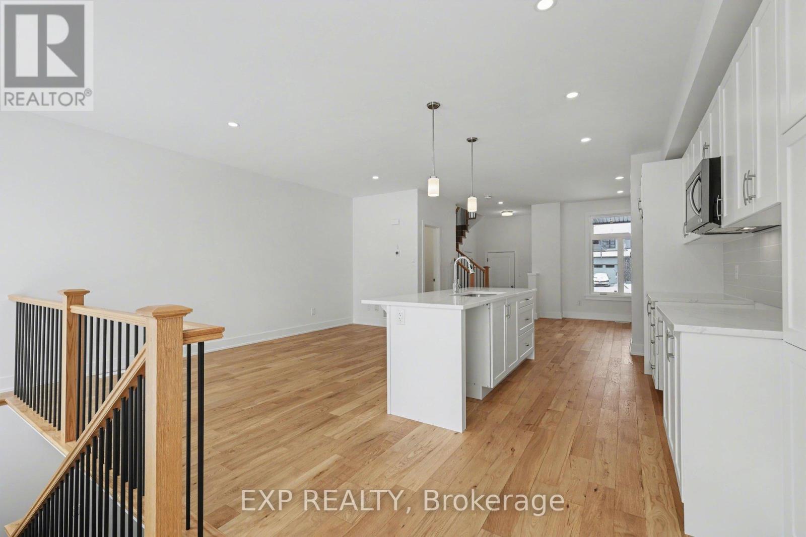 Residential in Ottawa 4