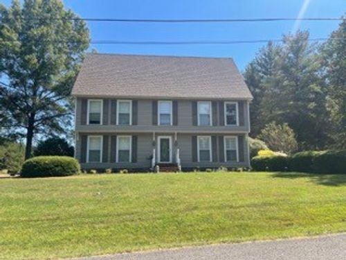 1040 Anderson Dr, Paris, TN, 38242-9592 | Card Image