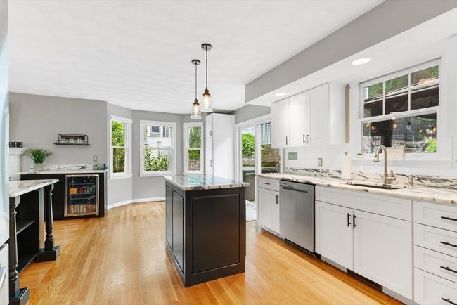 5 Memory Ln, House other with 3 bedrooms, 3 bathrooms and 3 parking in Wakefield MA | Image 9