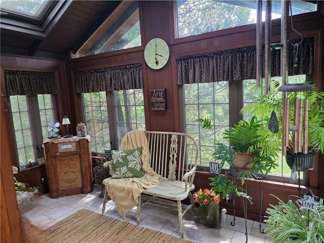 934 W Newton Rd(thomas School Rd), House other with 3 bedrooms, 3 bathrooms and 3 parking in Hempfield Twp - WML PA | Image 8