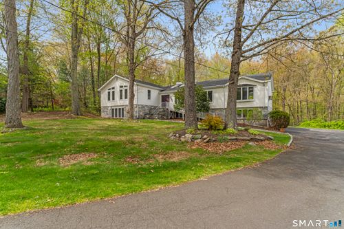 89 Cranbury Dr, Trumbull, CT, 06611-1466 | Card Image