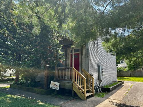 7 Columbus Street, New Windsor, NY, 12553 | Card Image