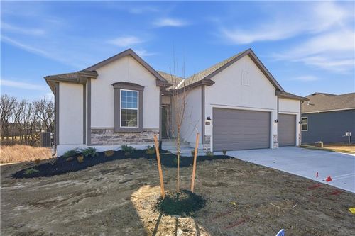 3041 Nw 95th Ter, Kansas City, MO, 64154-1571 | Card Image