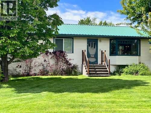 379 Rolph St, Quesnel, BC, V2J1A2 | Card Image
