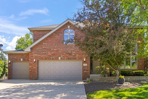 11019 Shenandoah Drive, Orland Park, IL, 60467 | Card Image