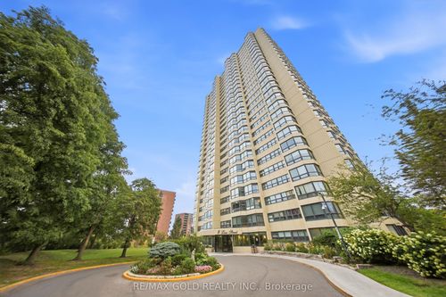 2701-8 Lisa St, Brampton, ON, L6T4S6 | Card Image