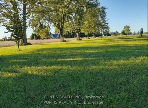 7059 Dufferin Ave, Wallaceburg, ON, N8A4N3 | Card Image