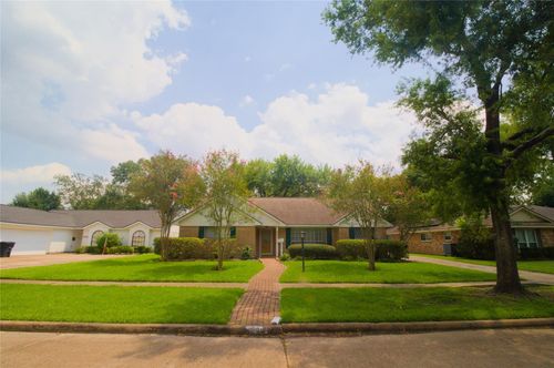 1030 Montour Dr, Houston, TX, 77062-2723 | Card Image