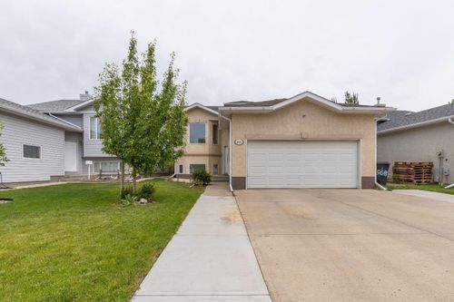 568 Heritage Blvd W, Lethbridge, AB, T1K7S4 | Card Image
