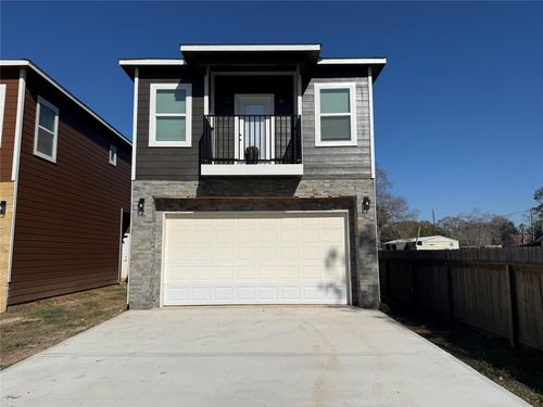 219 S 7th St, Beasley, TX, 77417-5826 | Card Image