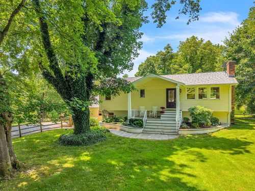 381 Horse Pond Rd, Madison, CT, 06443-2477 | Card Image