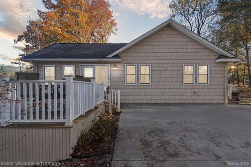 4469 Canal Dr, Harrison, MI, 48625 | Card Image