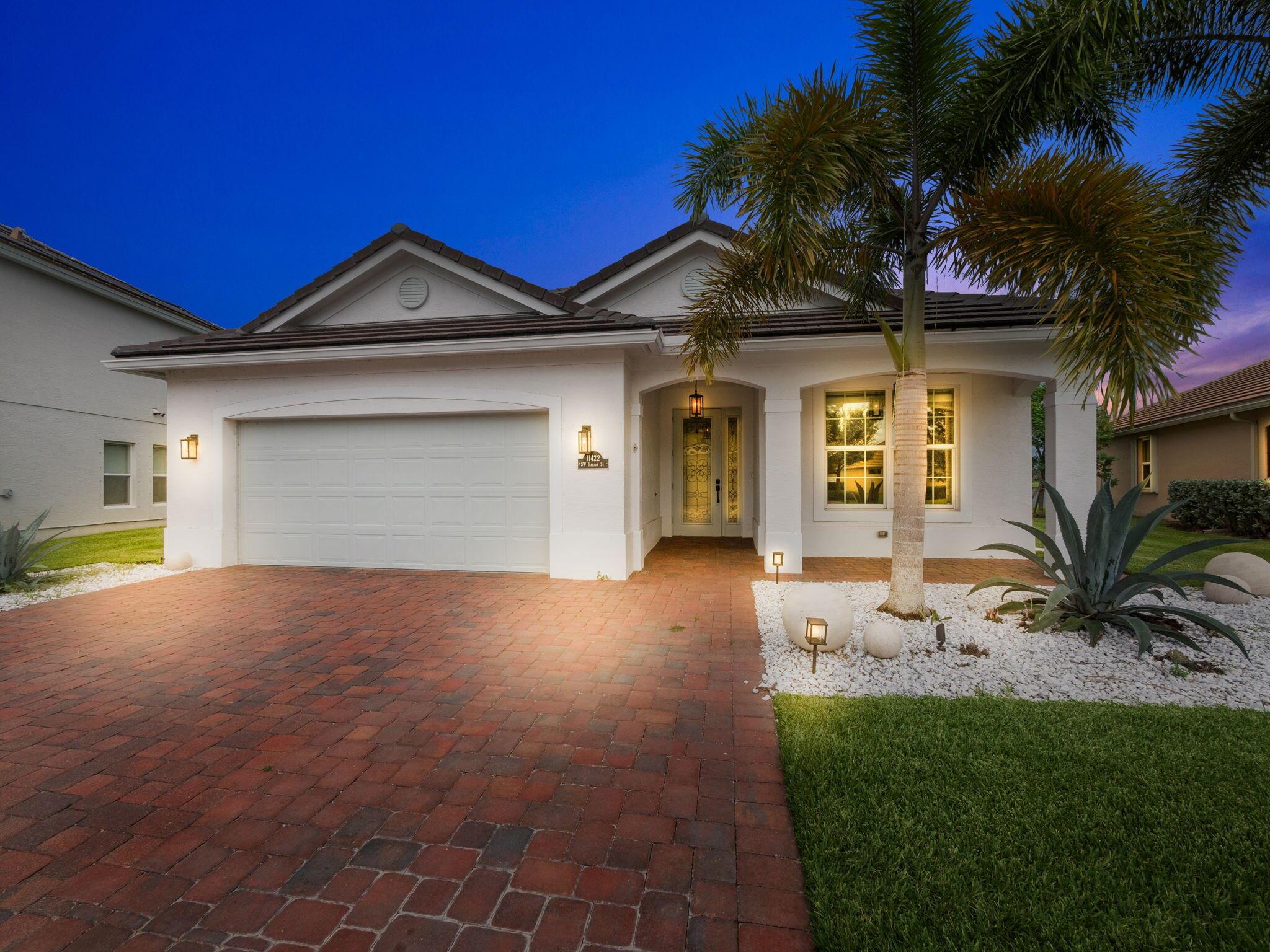 Halton St, Port Saint Lucie, FL 34987