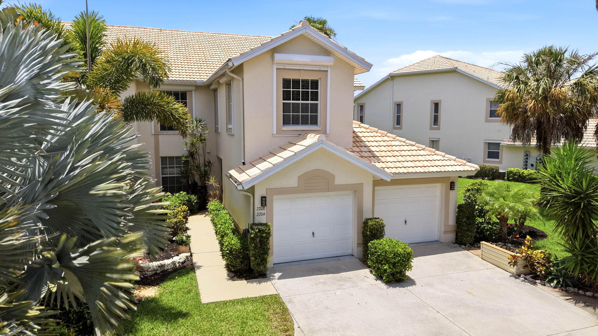 Residential in Naples 3