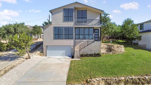 10113 Longhorn Skwy, Dripping Springs, TX, 78620-2650 | Card Image