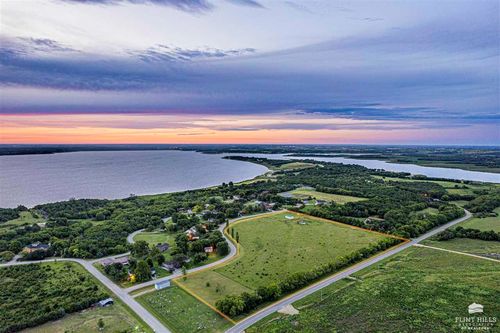 00000 Canyon Rd, Junction City, KS, 66441 | Card Image