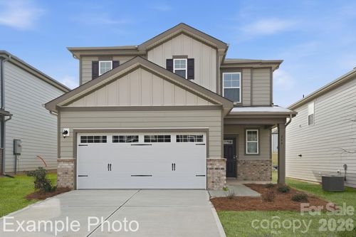 2938 31st St Ne, Hickory, NC, 28601-9359 | Card Image
