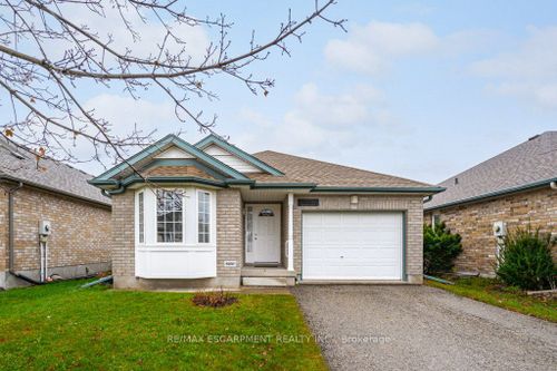 27 Beirnes Crt, Fergus, ON, N1M3V4 | Card Image