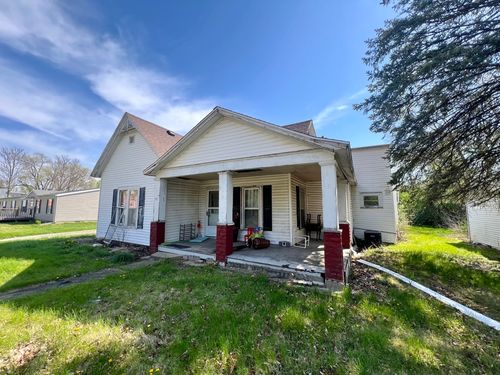 110 S Vermilion St, Potomac, IL, 61865-3157 | Card Image