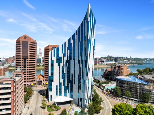 unit-301-1 Roebling Way, Covington, KY, 41011-2376 | Card Image