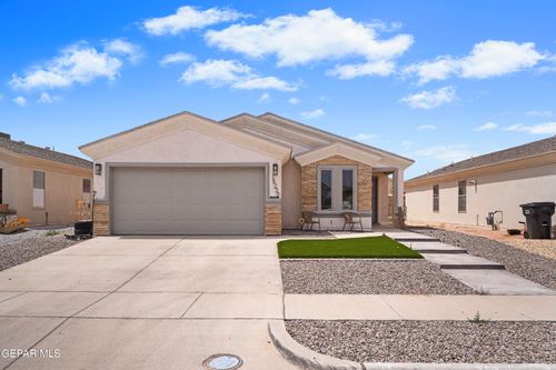 15220 Apex Court, El Paso, TX, 79938 | Card Image