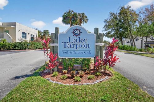 apt-102-90 S Highland Ave, Tarpon Springs, FL, 34689-5361 | Card Image