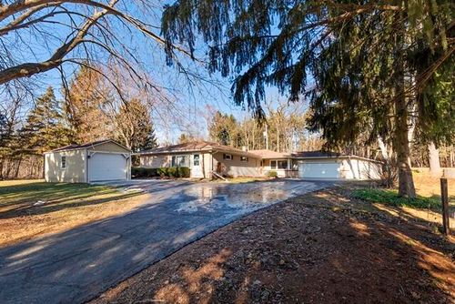 7543 State Park Rd, Whitewater, WI, 53190-4333 | Card Image