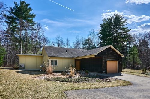 471 Flat Hills Rd, Amherst, MA, 01002 | Card Image