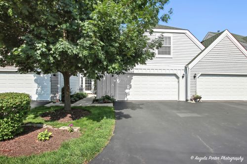 417-417 Country Lane Ct, Wauconda, IL, 60084-2913 | Card Image