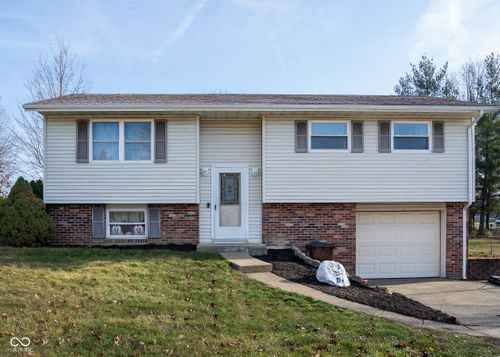 392 Pheasant Run Drive, Batesville, IN, 47006 | Card Image