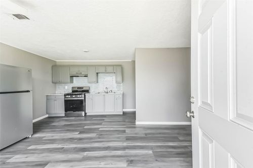 14249 Brownsville St, Houston, TX, 77015-4011 | Card Image