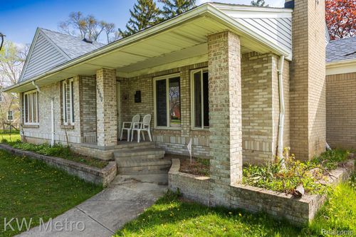 12600 Hayes St, Detroit, MI, 48205-3614 | Card Image