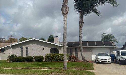 8135 Brown Pelican Ave, NEW PORT RICHEY, FL, 34653-6501 | Card Image