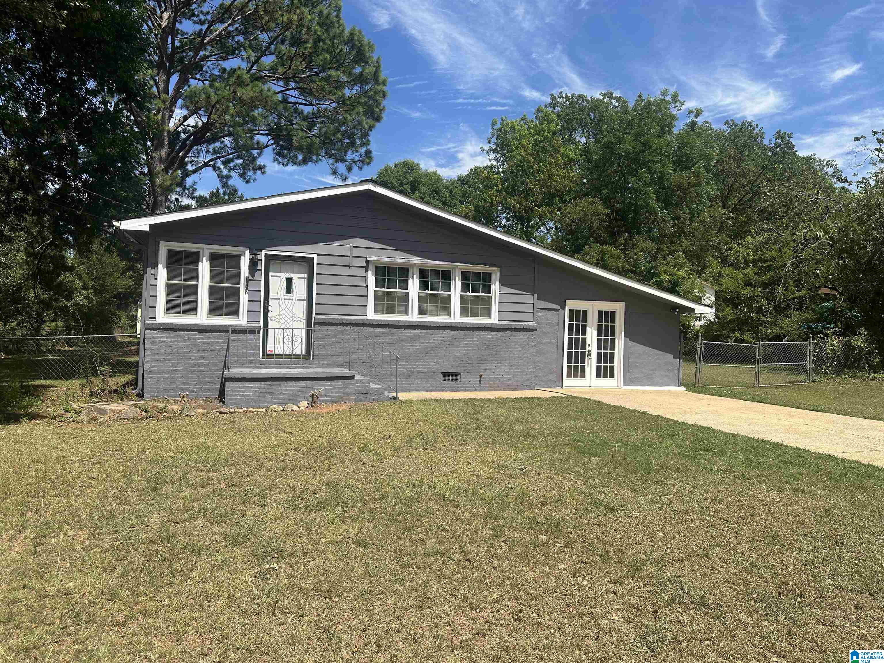 Davis Ave, Oxford, AL 36203