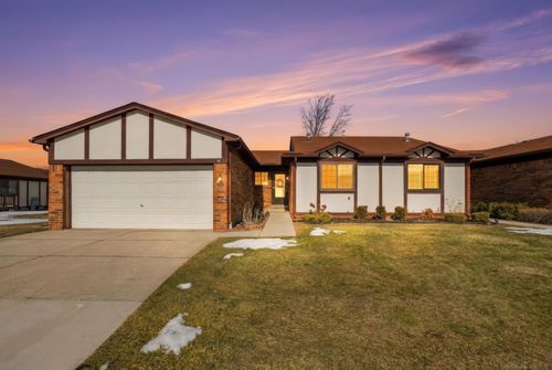 5301 Rene Dr, Warren, MI, 48091-4194 | Card Image