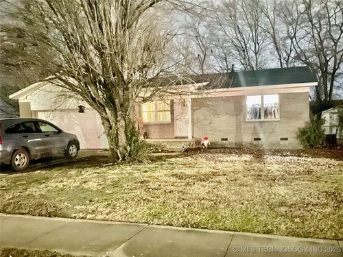 601 E 8th St, Owasso, OK, 74055-2211 | Card Image