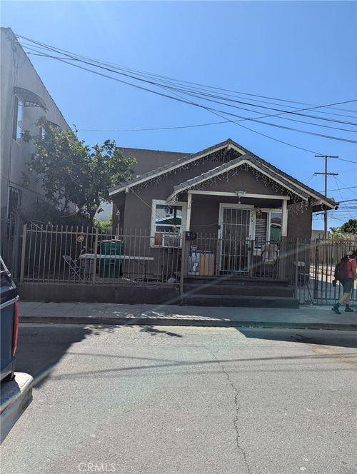 926 E 11th, Long Beach, CA, 90813 | Card Image