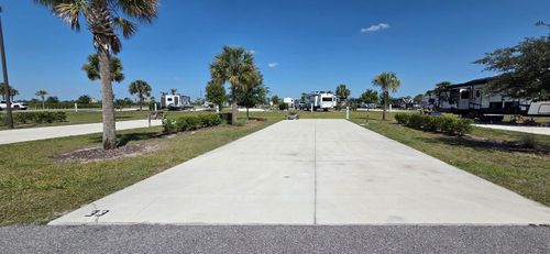 33 Tiki Turn Hyw 630 E, Lake Wales, FL, 33898 | Card Image