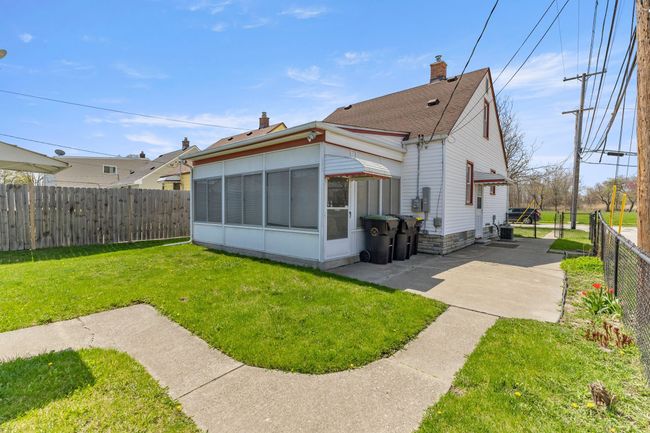 29 Washington St, House other with 3 bedrooms, 1 bathrooms and null parking in Trenton MI | Image 34