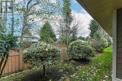 116 - 2315 Suffolk Cres, Townhouse with 2 bedrooms, 2 bathrooms and 14 parking in Courtenay BC | Image 3