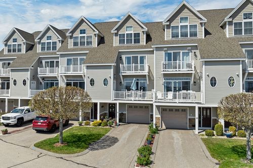 9-24 Harbor Rd, Hampton, NH, 03842-3379 | Card Image