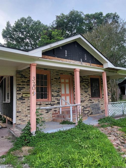 3209 Eaton St, Baton Rouge, LA, 70805-6741 | Card Image