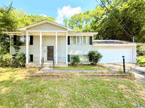 2620 Scenic View Dr Nw, Huntsville, AL, 35810-3608 | Card Image