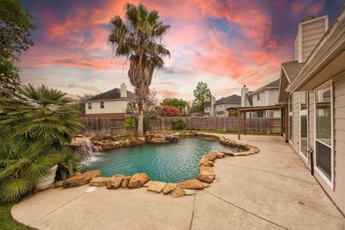1330 Summer Terrace Dr, Sugar Land, TX, 77479-6904 | Card Image